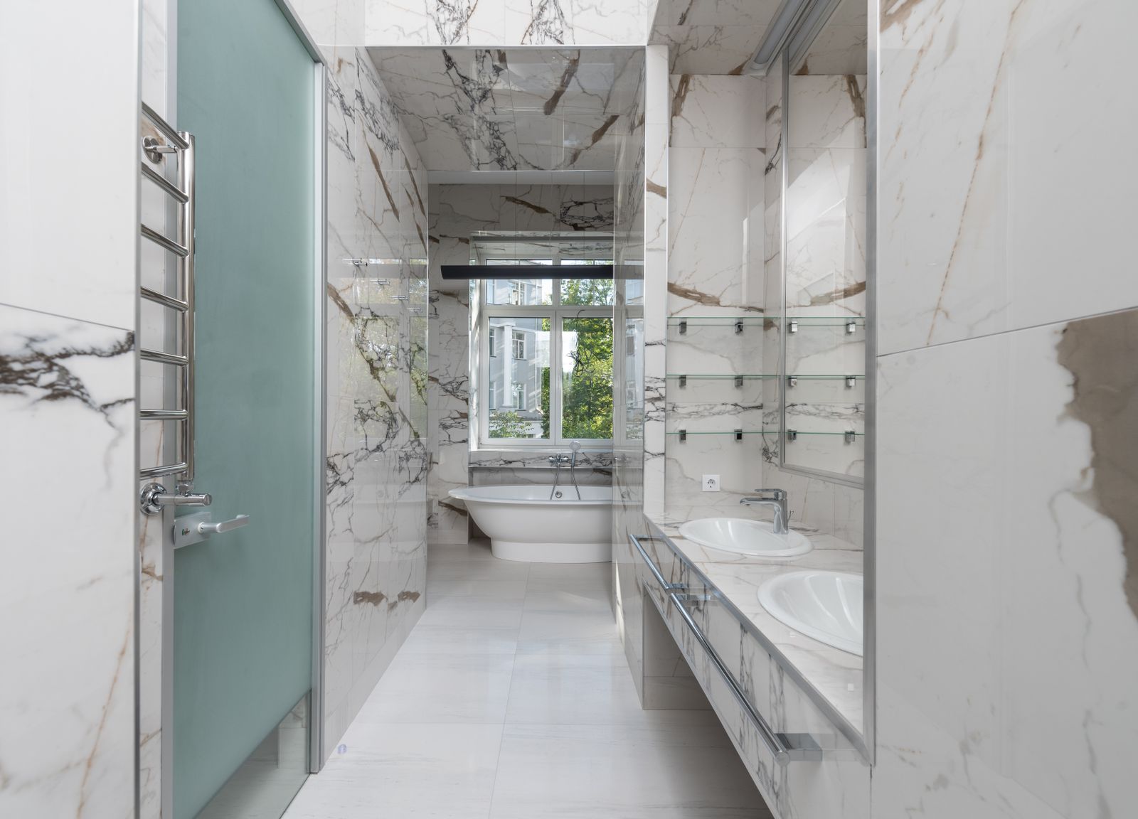 Chelsea plumber for bathrooms, kitchens and heating pipework